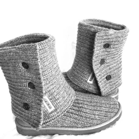 UGG Shoes - UGG Classic Cardy Boots 7M